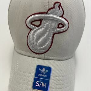 Adidas - Miami Heat NBA hat S/M Size NBA Finals Year Throwback